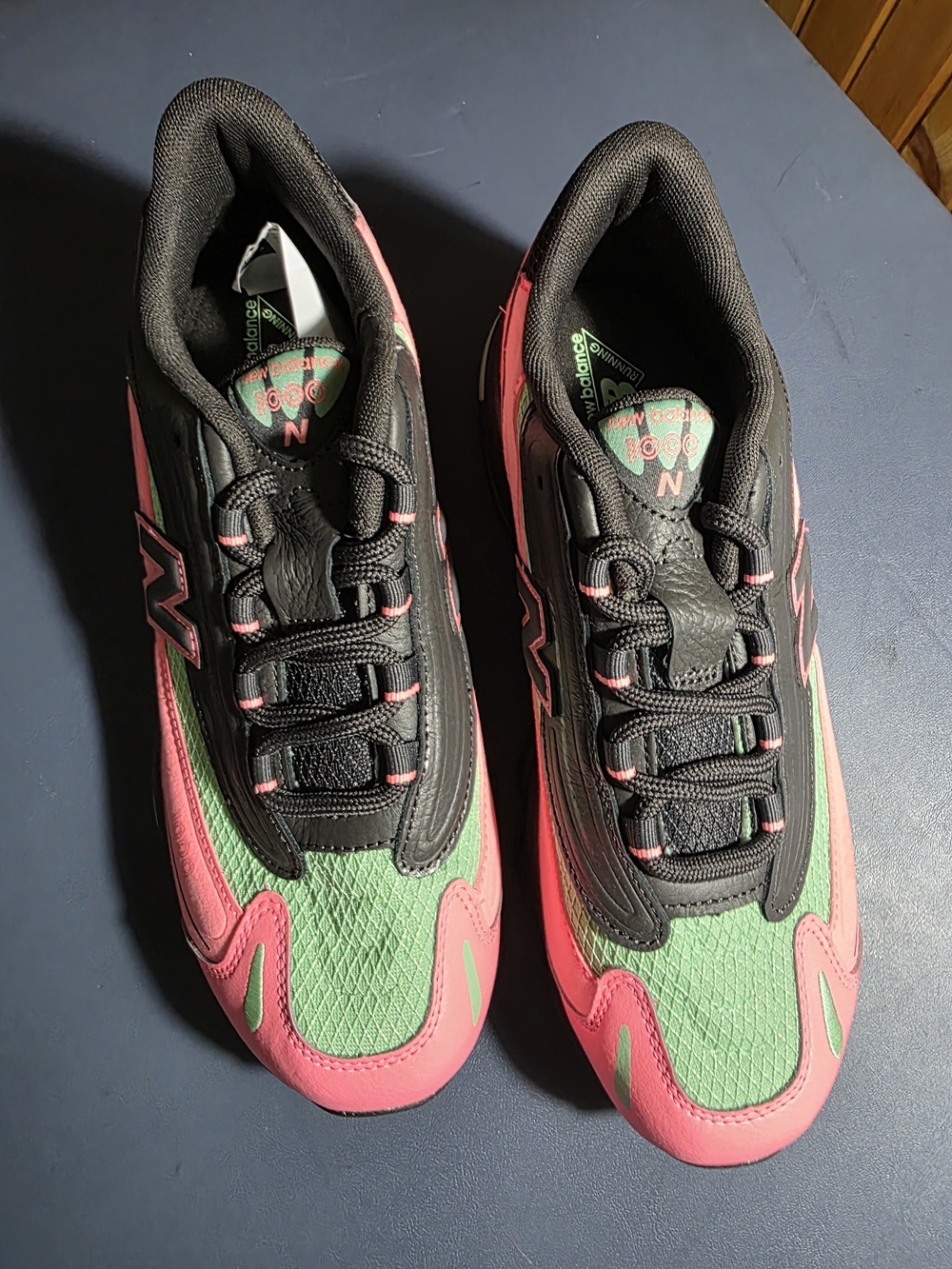 New Balance Black, Pink & Green Athletic Sneakers Size 7m